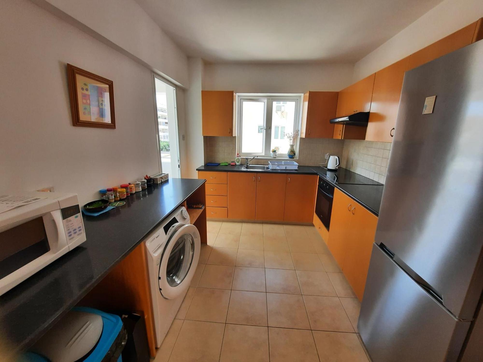 Large Apt 2 Bedrooms Sea View & 2 Balconies Larnaca Bagian luar foto